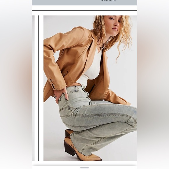 We The Free - Crvy Head Turner Slim Flare Jeans - Picture 4 of 8